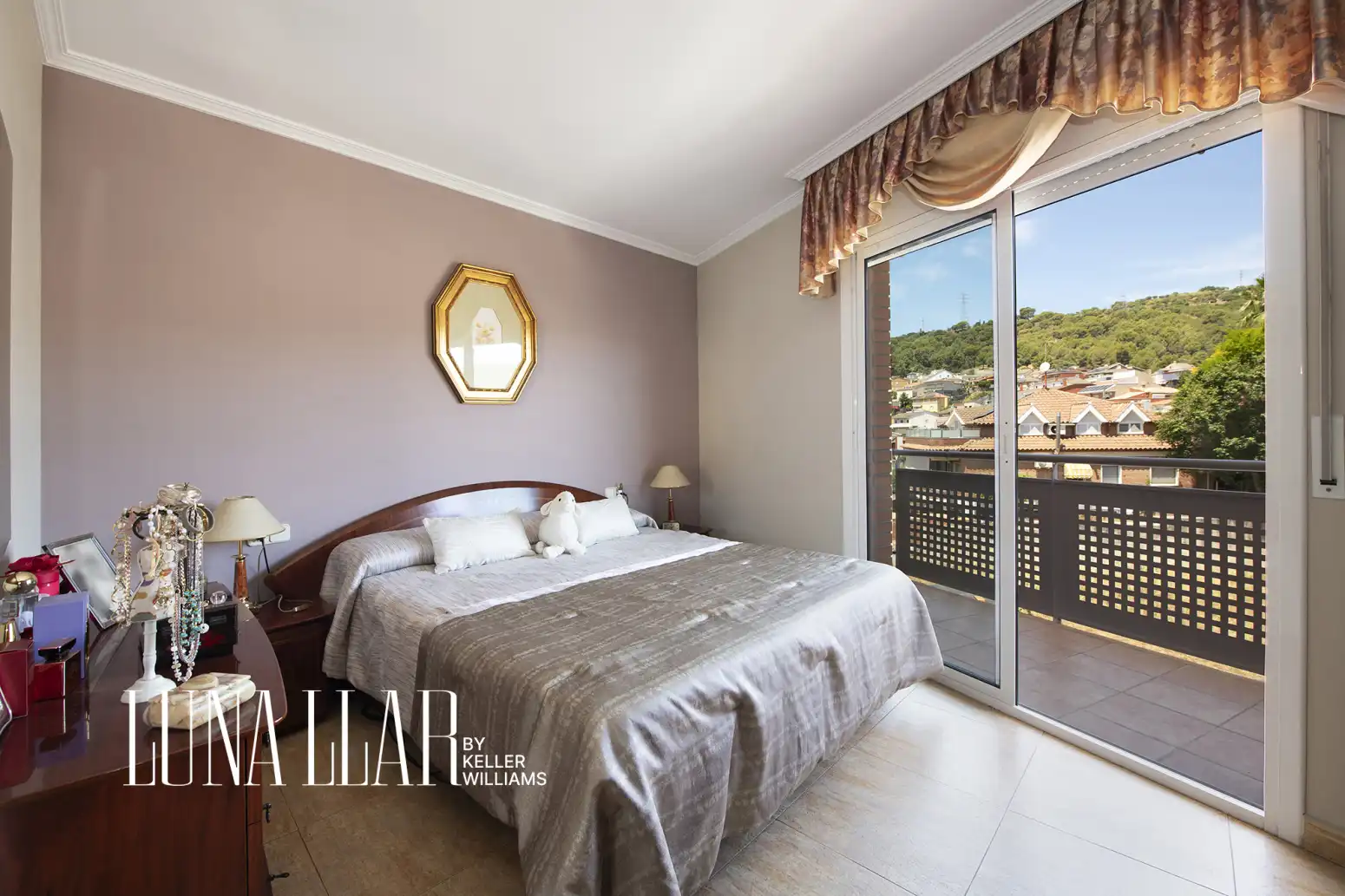 Habitación de Ático en venta en Viladecans con Aire acondicionado, Calefacción y Terraza