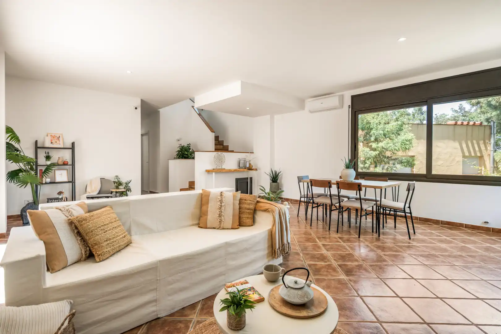 Living room of Houses for sale in Lloret de Mar  with Air Conditioner, Heating and Private garden