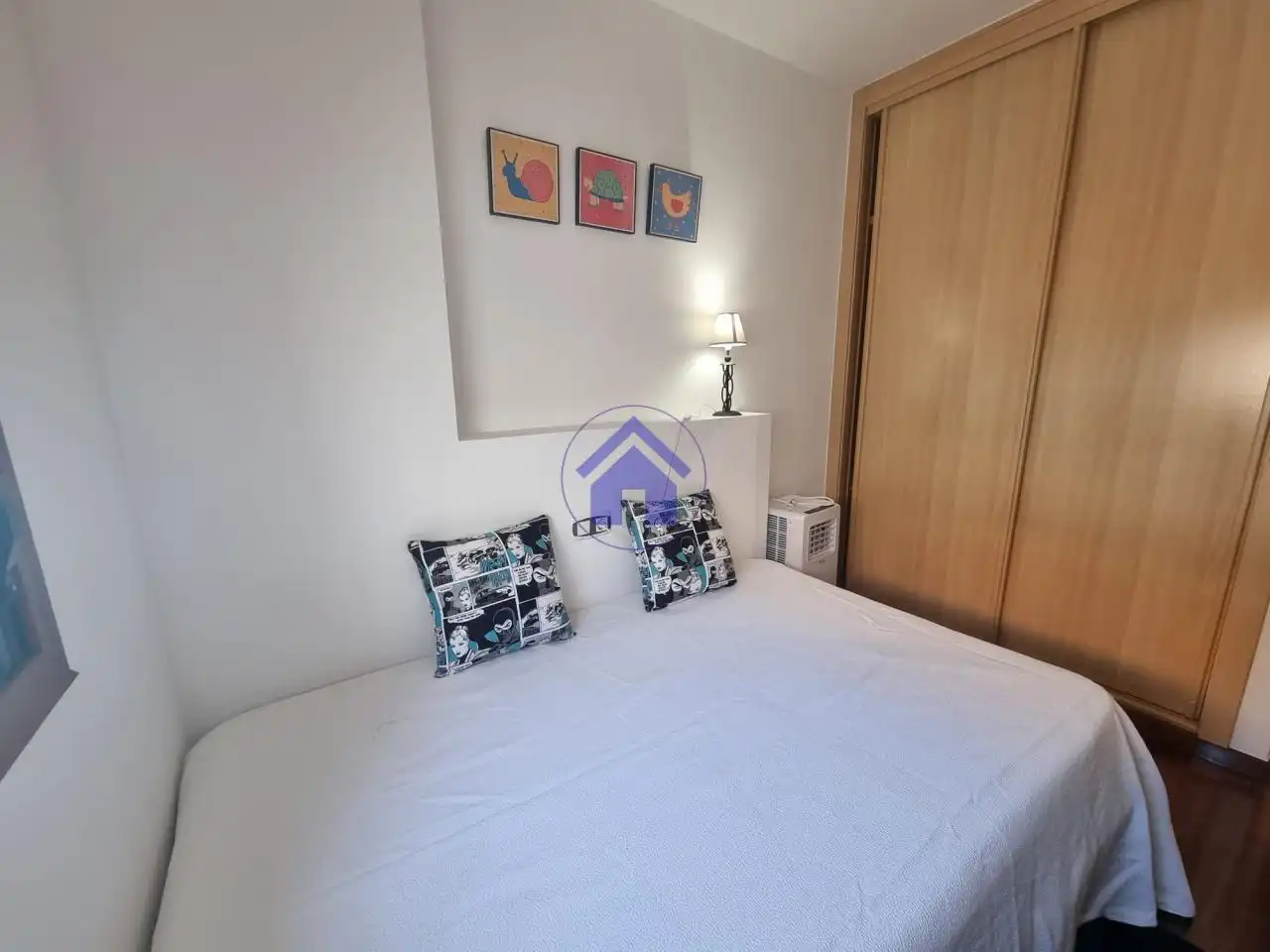 Habitación de Ático de alquiler en Pontevedra Capital  con Calefacción, Amueblado y Balcón