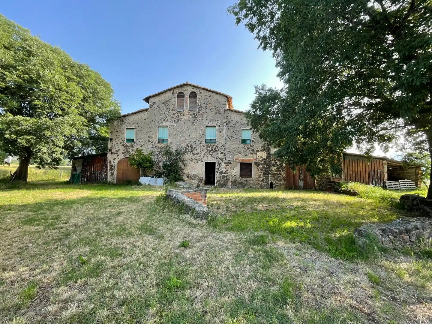 Casa rustica con giardino in vendita a Sant Jaume de Llierca, imagen 4