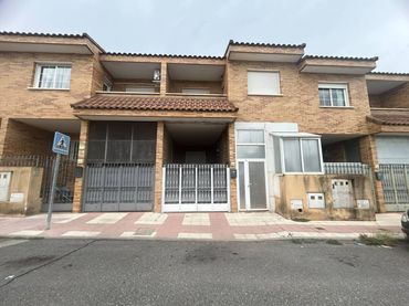 Casa a schiera in vendita a Calle Leñeros