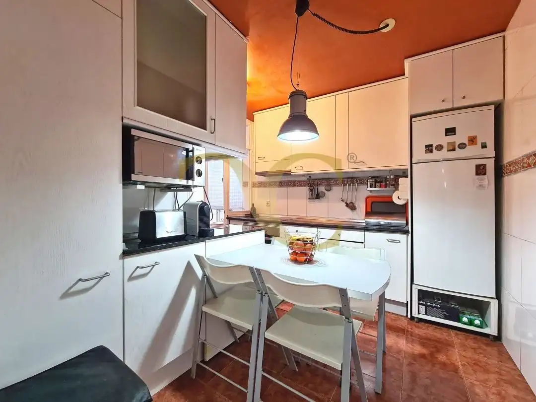 Küche von Wohnung zum Verkauf in Gijón  mit Heizung, Terrasse und Abstellraum