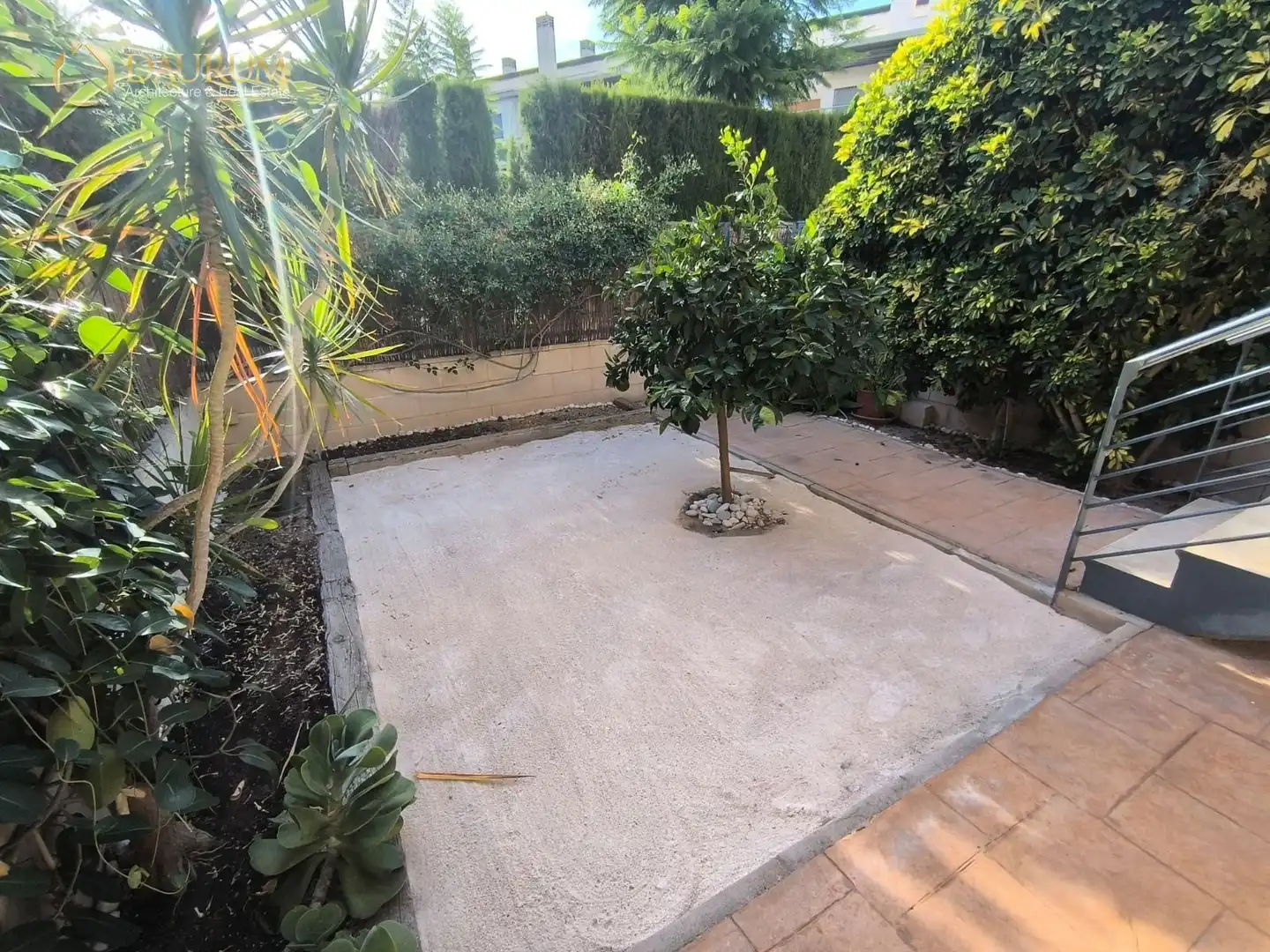 Jardí de Casa adosada en venda en Sant Joan d'Alacant amb Aire condicionat, Terrassa i Piscina