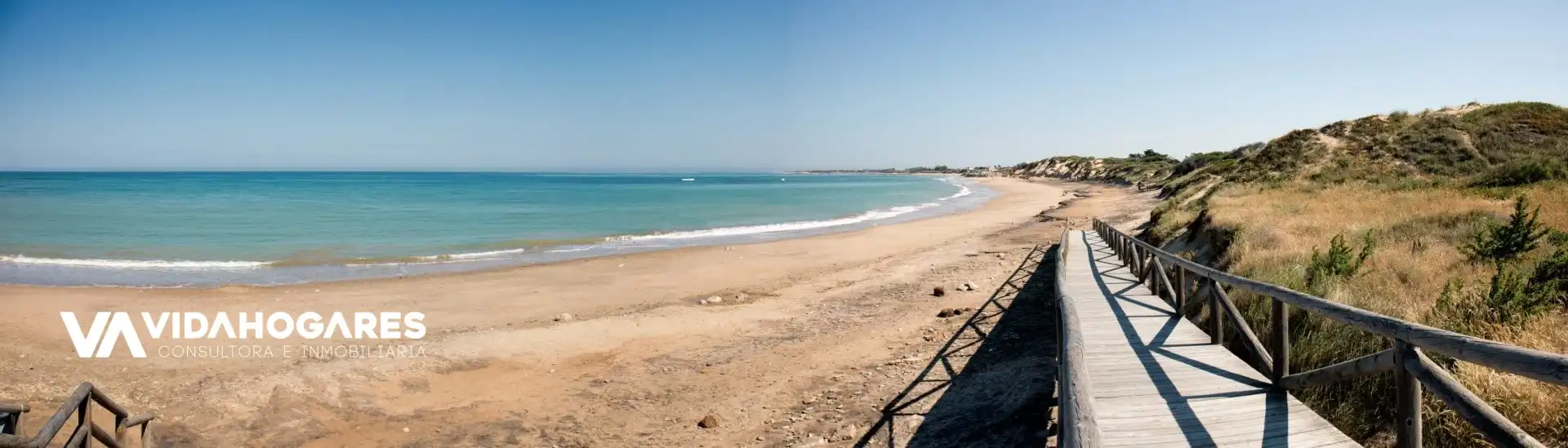 Vista exterior de Casa o xalet en venda en Rota amb Terrassa