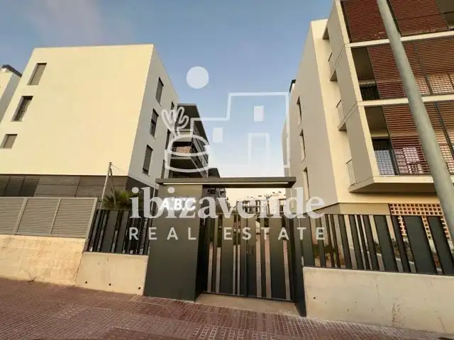 Vista exterior de Piso en venta en Santa Eulària des Riu con Aire acondicionado, Calefacción y Terraza