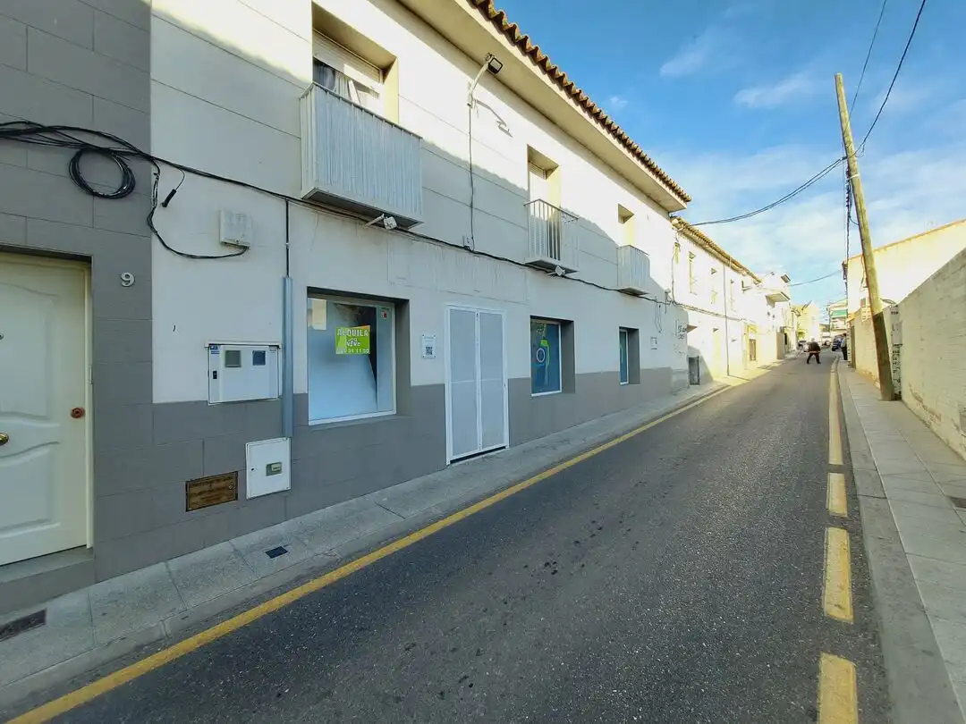 Vista exterior de Local en venta en Esquivias con Aire acondicionado