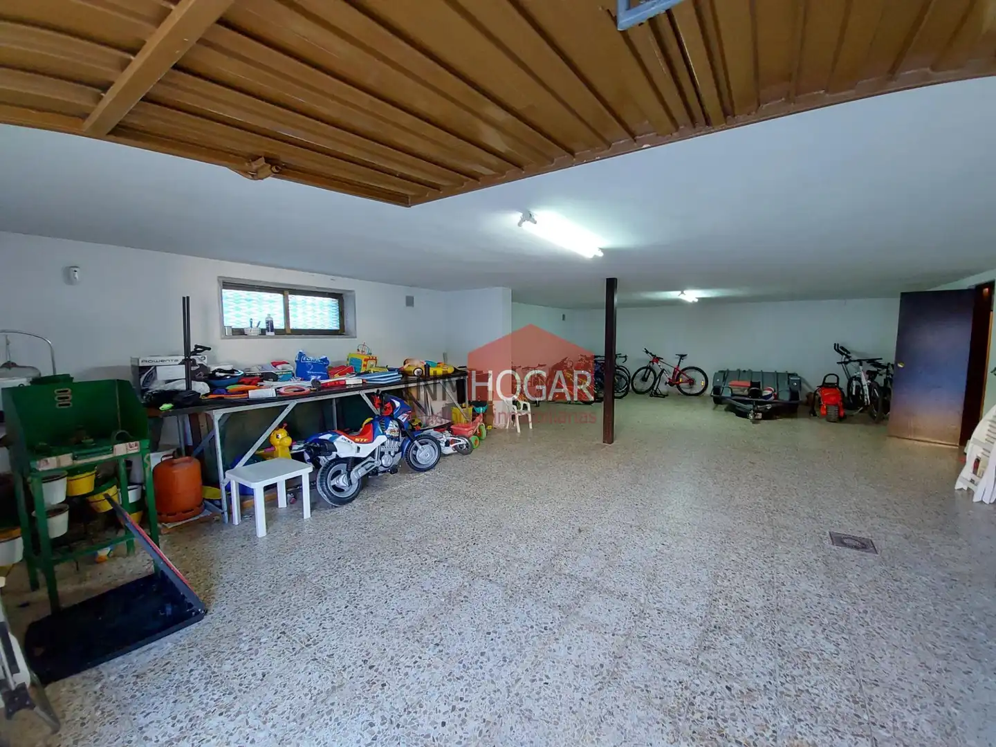 Casa o xalet en venda en Ávila amb Calefacció, Jardí privat i Traster