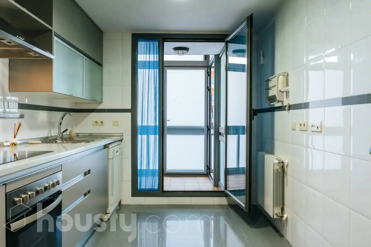 Wohnung zur Miete in Avenida de la Osa Menor, Sur - PAU 4