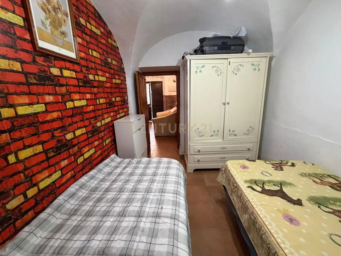 Bedroom of Apartments for sale in Plasenzuela  with Washing machine, Microwave and TV