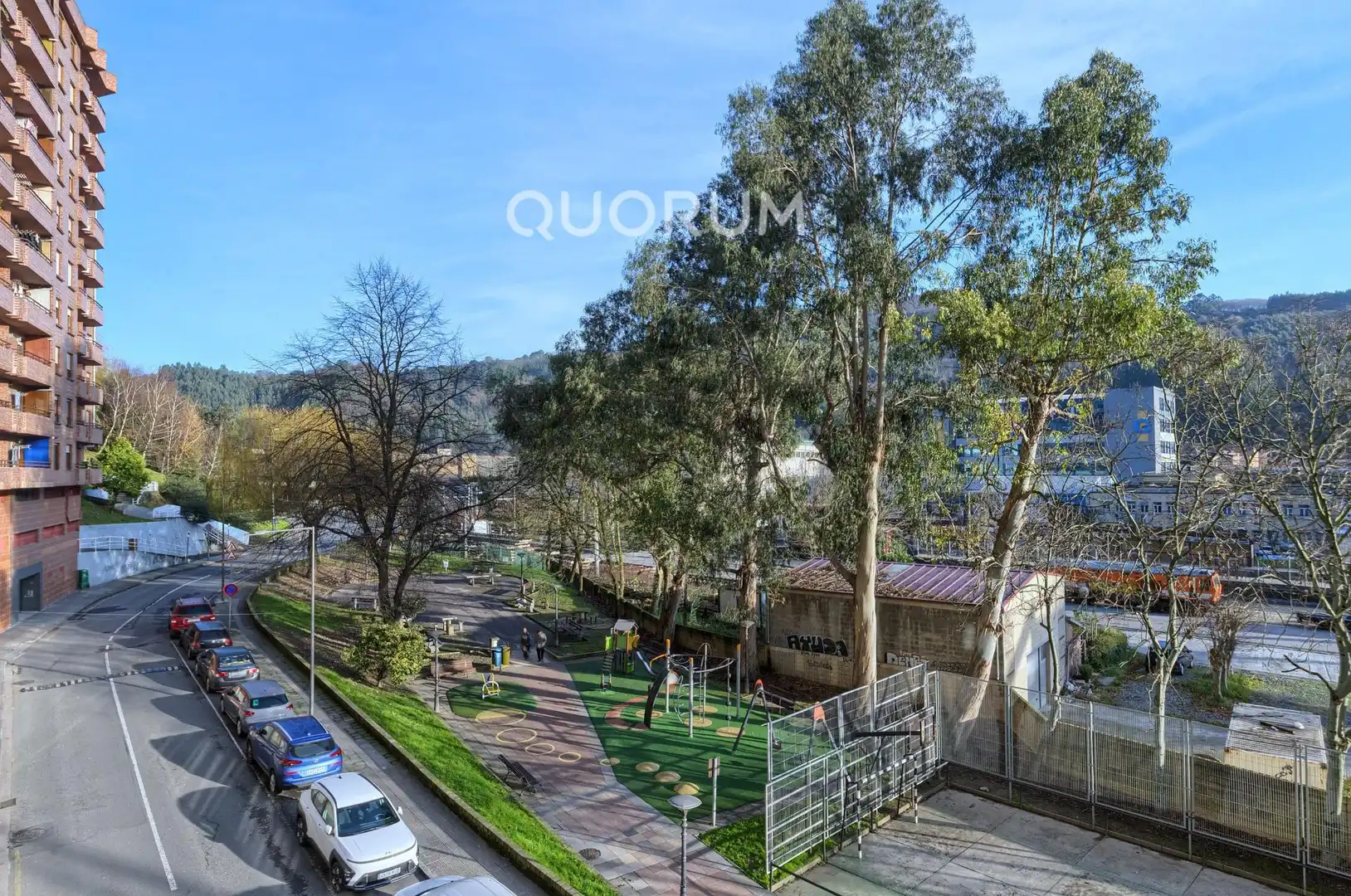 Vista exterior de Piso en venta en Basauri  con Calefacción, Trastero y Amueblado