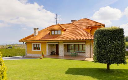 Exterior view of House or chalet for sale in Gijón 
