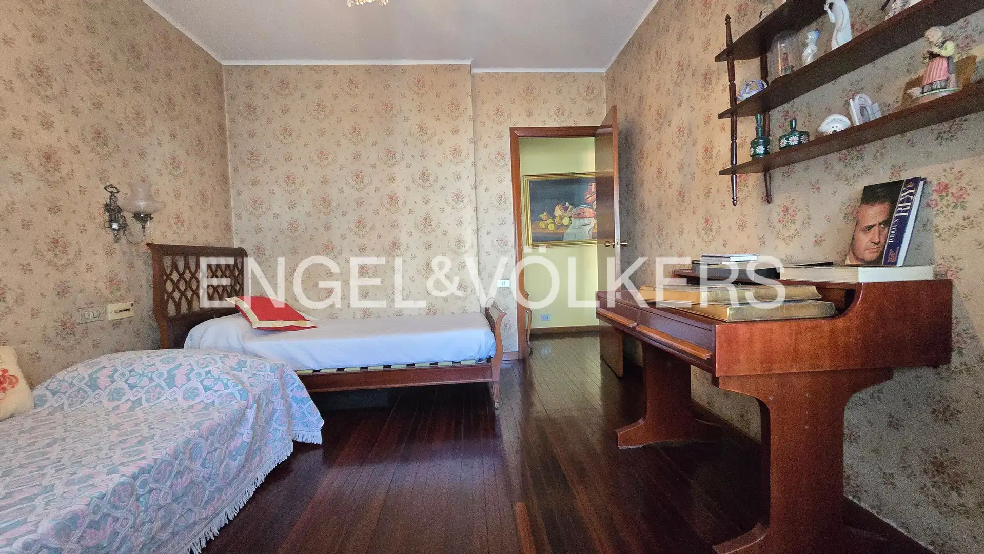 Habitación de Apartamento en venta en Vigo  con Calefacción y Terraza