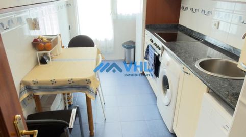 Foto 2 de Piso de alquiler en Calle Los Templarios, Playa Ostende, Castro-Urdiales