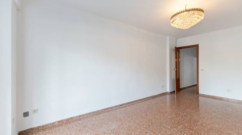 Foto 3 de Piso en venta en Avenida Mestre Rodrigo, Barrio de Campanar, Valencia Capital