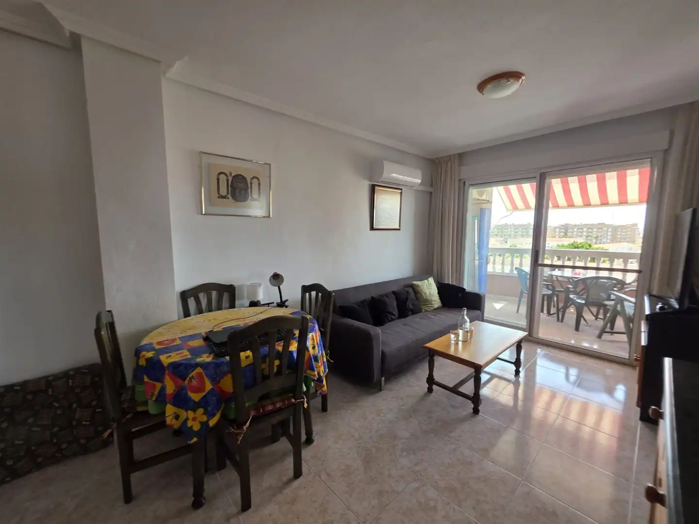 Wohnzimmer von Wohnungen zum Verkauf in Santa Pola mit Klimaanlage, Terrasse und Möbliert