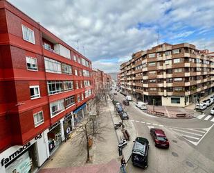 Vista exterior de Pis de lloguer en Valladolid Capital amb Calefacció i Parquet