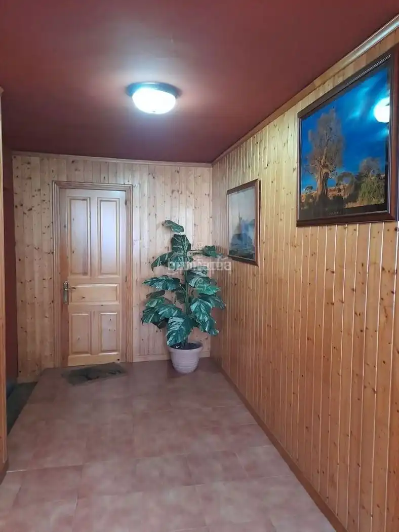 Pis amb jardí en venda a LV-2 2, imagen 7