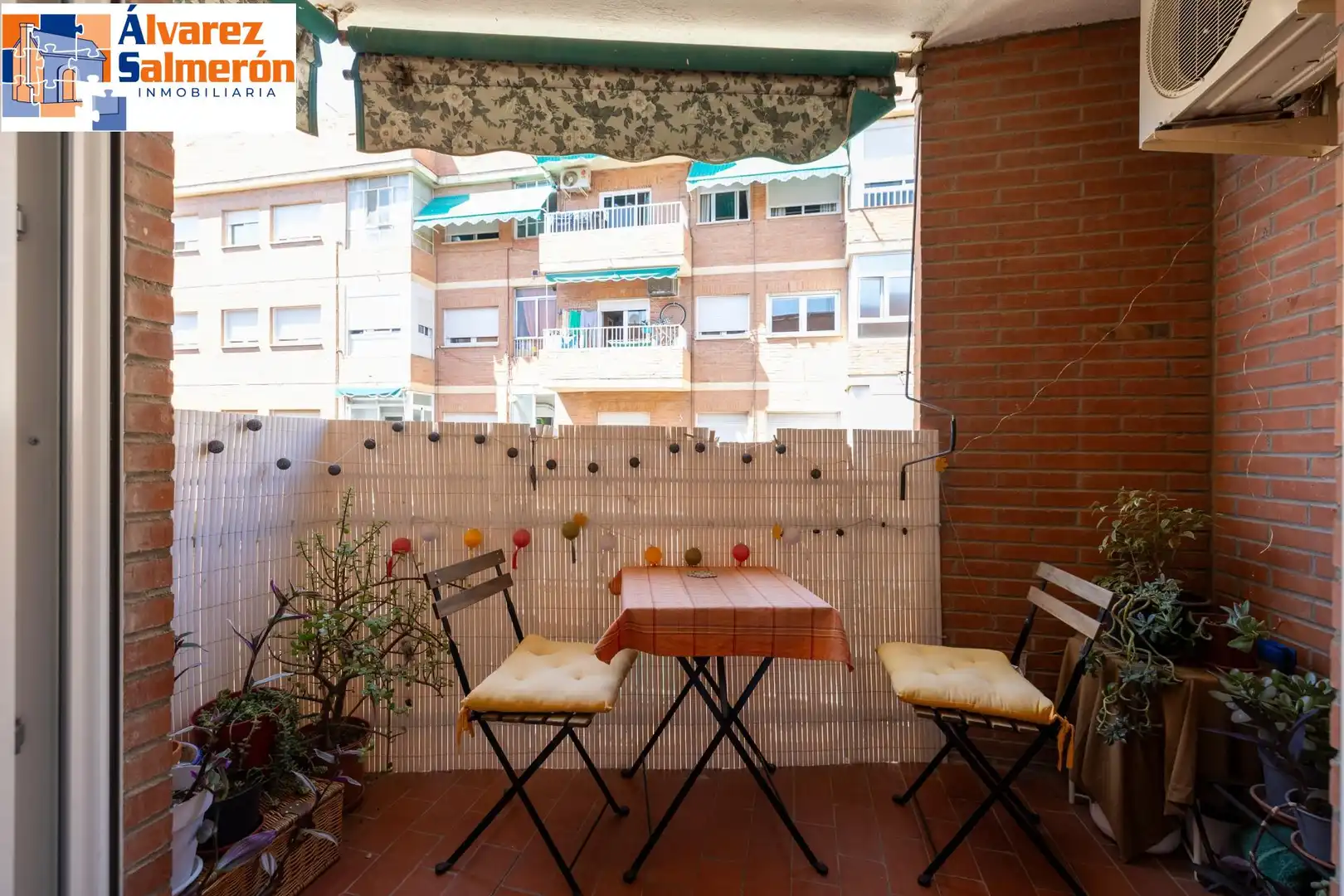 Terrace of Flat for sale in Granada  with Air Conditioner and Terrace
