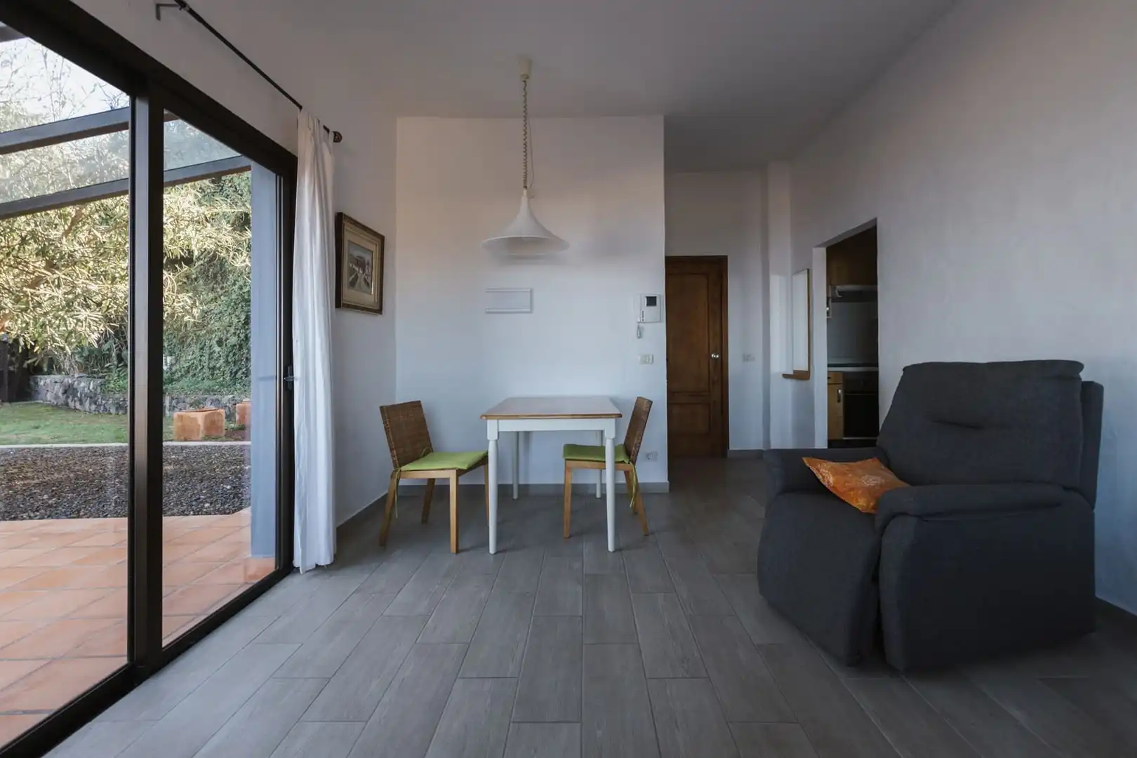 Sala d'estar de Casa o xalet en venda en San Juan de la Rambla amb Jardí privat, Parquet i Terrassa