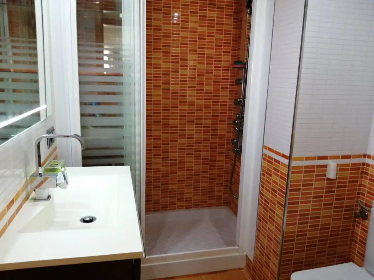 Baño de Piso en venta en Móstoles con Aire acondicionado, Calefacción y Trastero