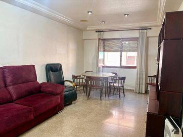 Wohnung mit Balkon zum Verkauf in Elche ciudad
