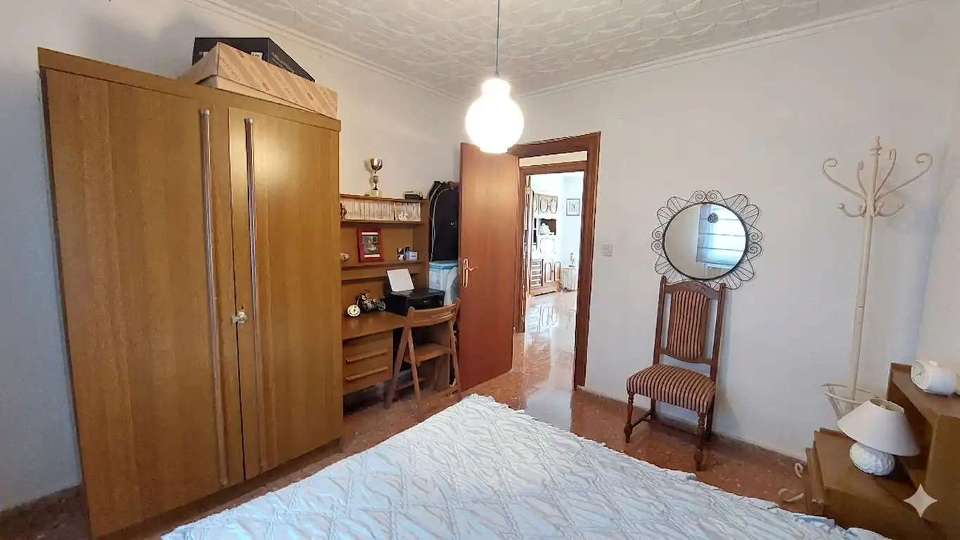 Habitación de Casa adosada en venta en Murcia con Terraza, Amueblado y Alarma