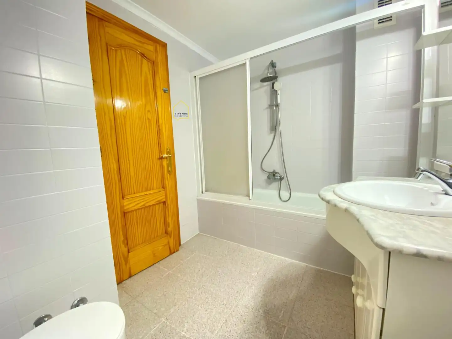 Badezimmer von Wohnung zum Verkauf in Lorca mit Klimaanlage, Terrasse und Möbliert