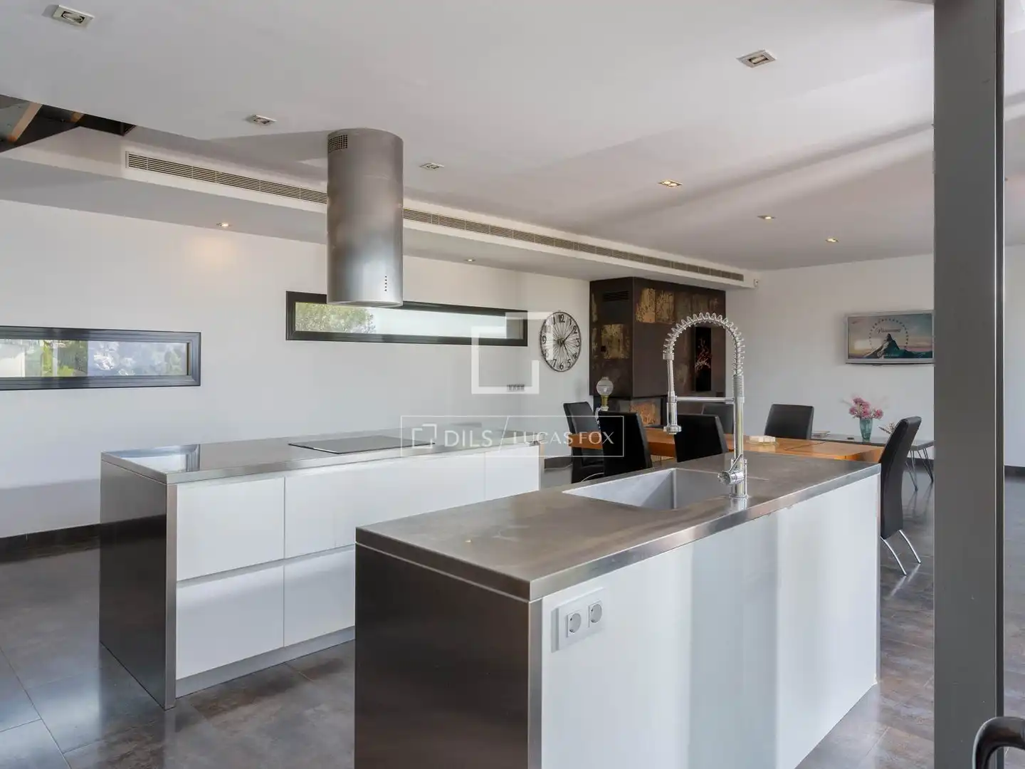 Küche von Haus oder Chalet zum Verkauf in Lloret de Mar mit Klimaanlage, Privatgarten und Terrasse