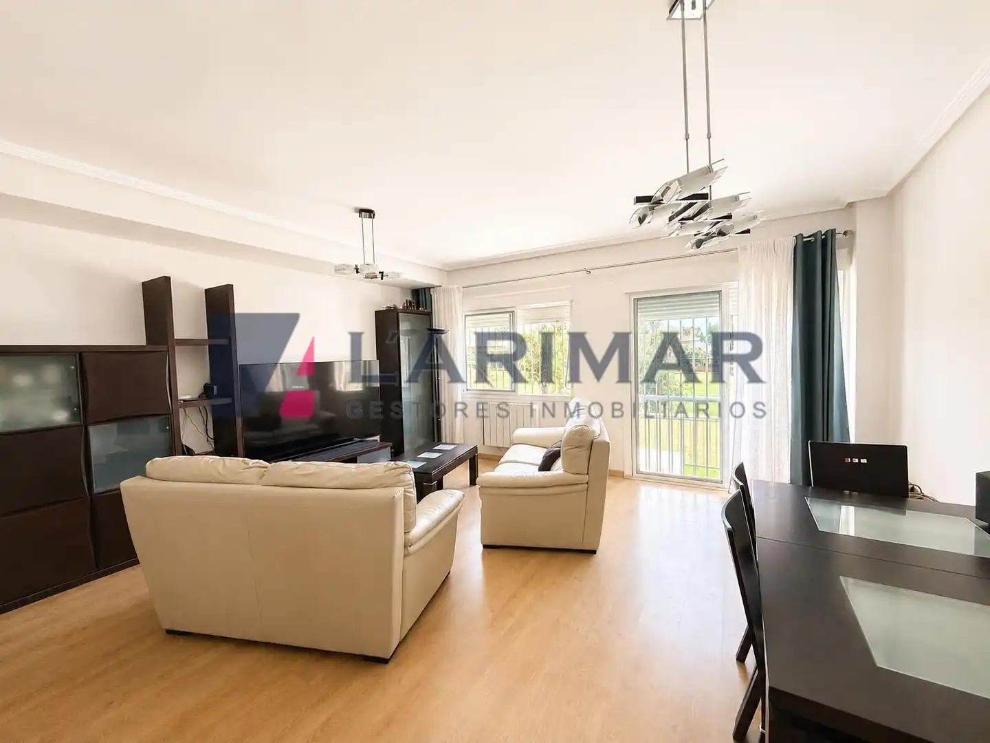 Sala d'estar de Casa o xalet de lloguer en Alicante / Alacant amb Aire condicionat, Terrassa i Traster