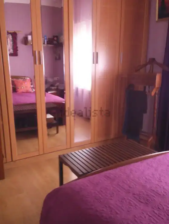 Habitación de Casa o chalet en venta en Sant Esteve Sesrovires con Calefacción, Parquet y Terraza