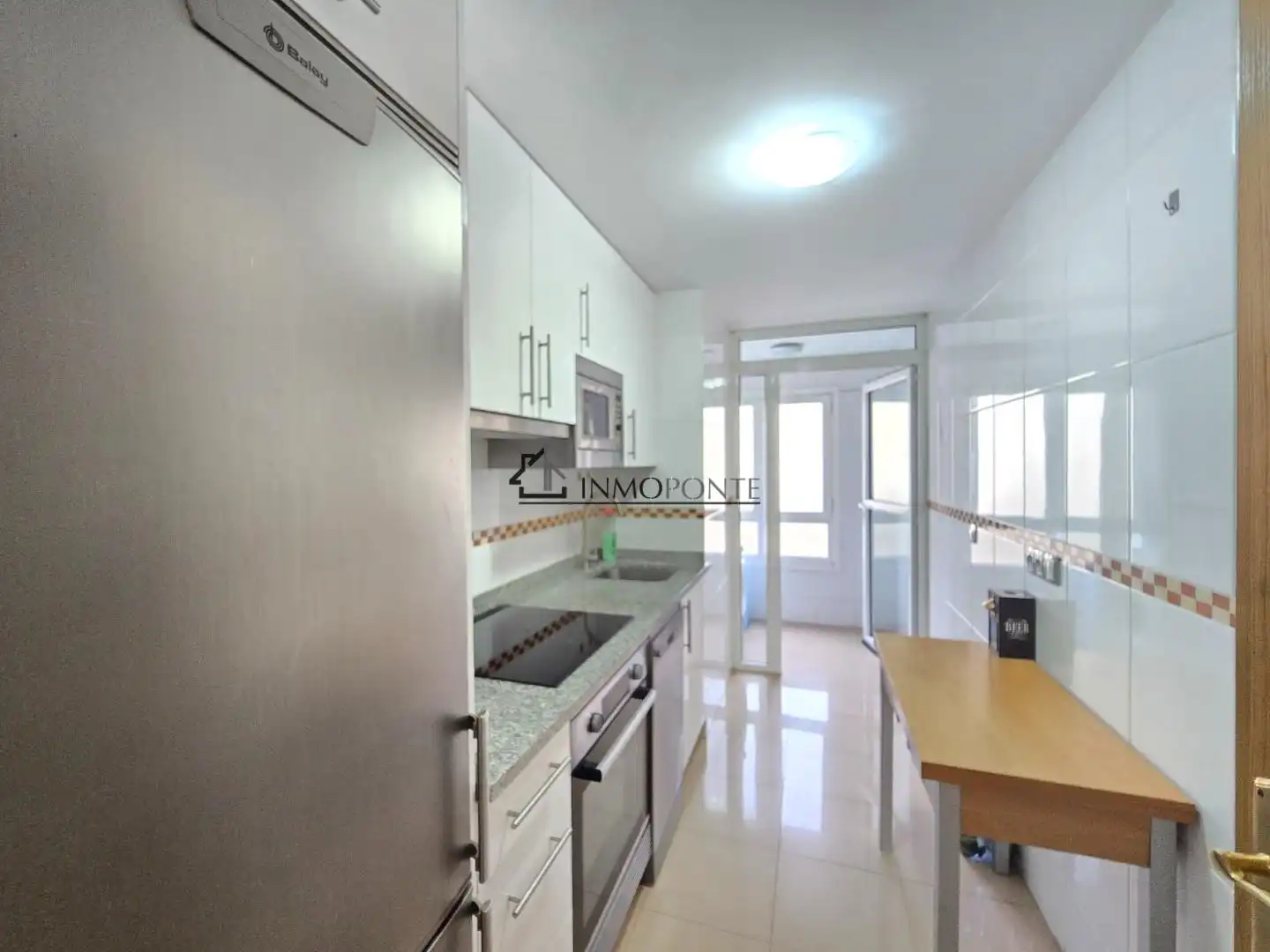 Wohnung zur Miete in San Salvador - Caeira