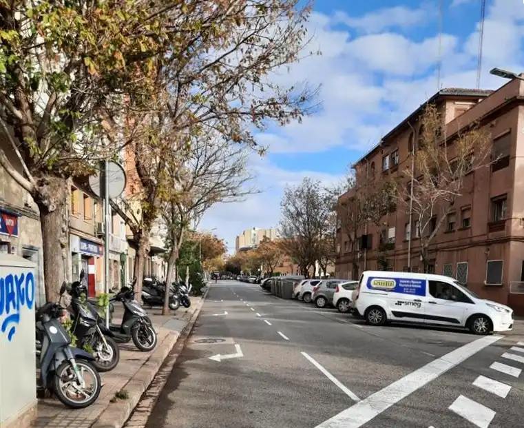 Vista exterior de Piso en venta en Barcelona