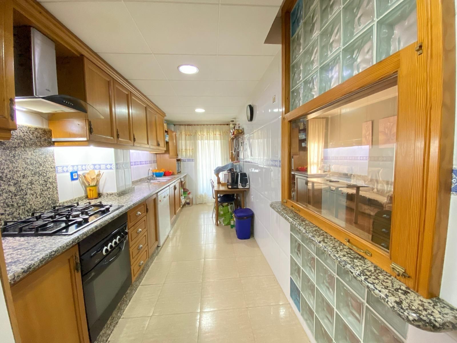 Kitchen of Flat for sale in Canals  with Air Conditioner, Terrace and Storage room