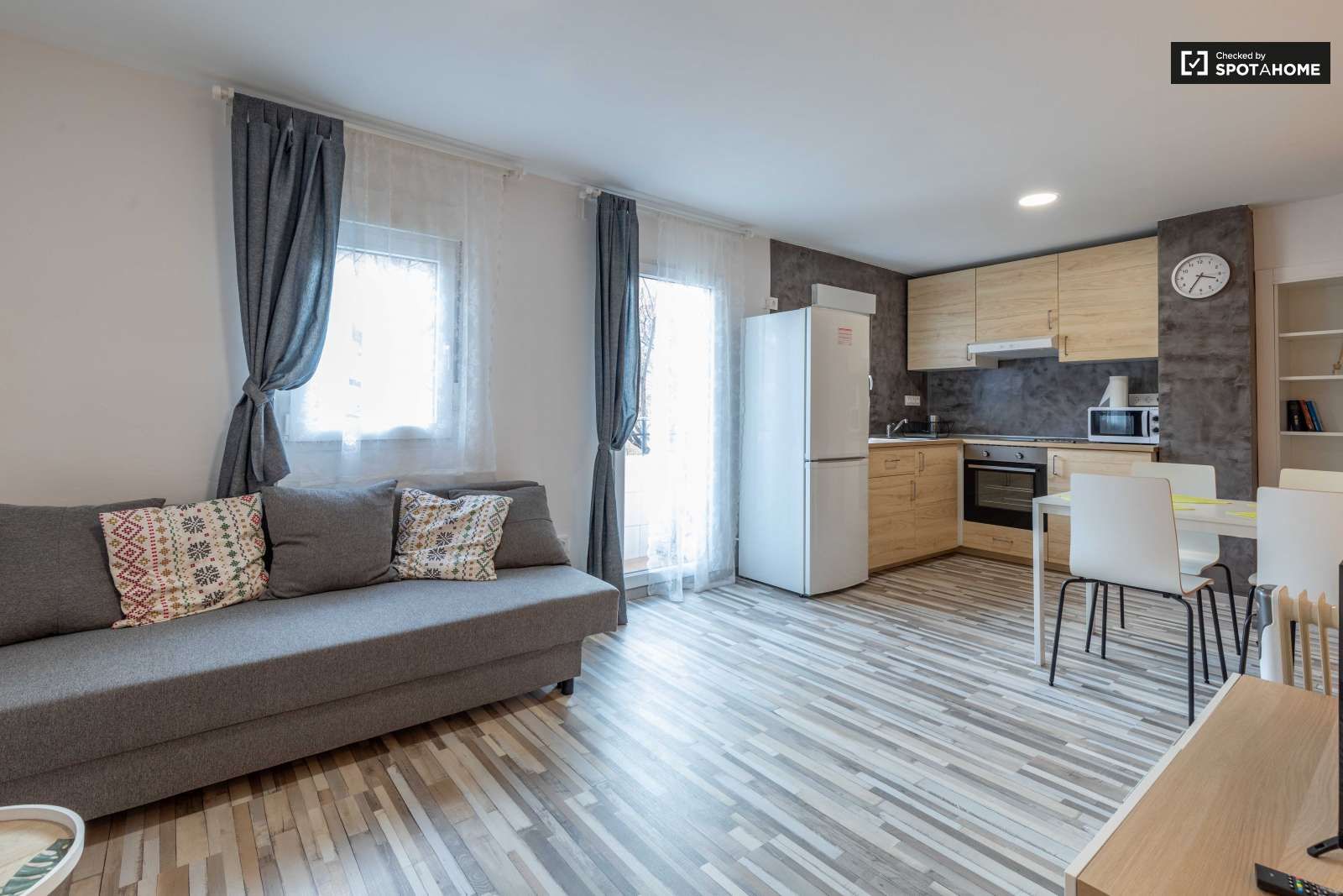 Apartament per a compartir a Tres Forques