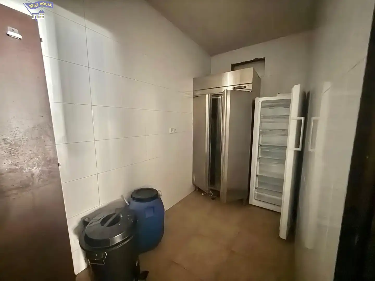 Local en venta en Les Arenes - La Grípia Can Montllor