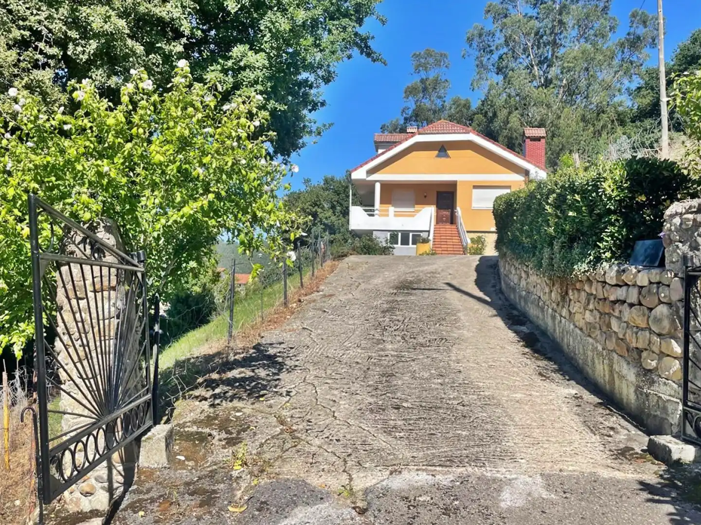 Vista exterior de Casa o chalet en venta en Piélagos con Terraza y Trastero