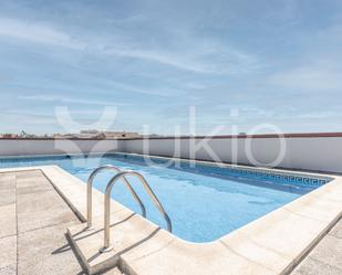 Swimming pool of Apartment to rent in  Madrid Capital