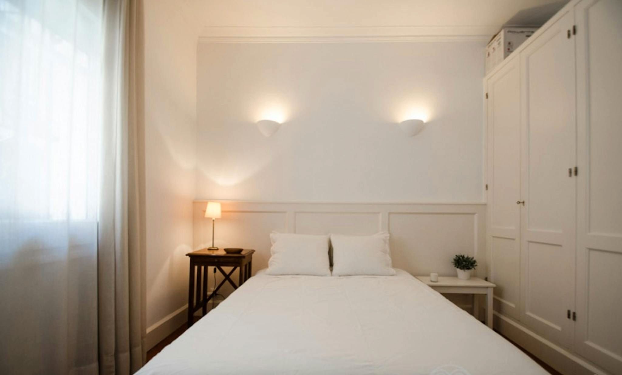 Bedroom of Flat to rent in  Barcelona Capital  with Heating, Furnished and Washing machine