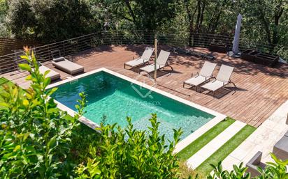 Piscina de Casa o xalet en venda en Sant Cugat del Vallès amb Aire condicionat, Terrassa i Piscina