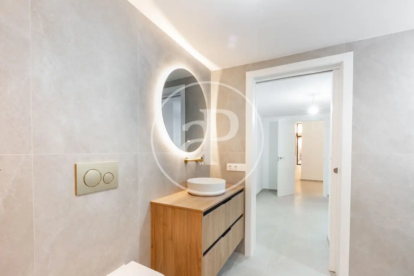 Baño de Piso en venta en Valencia con Aire acondicionado, Calefacción y Trastero