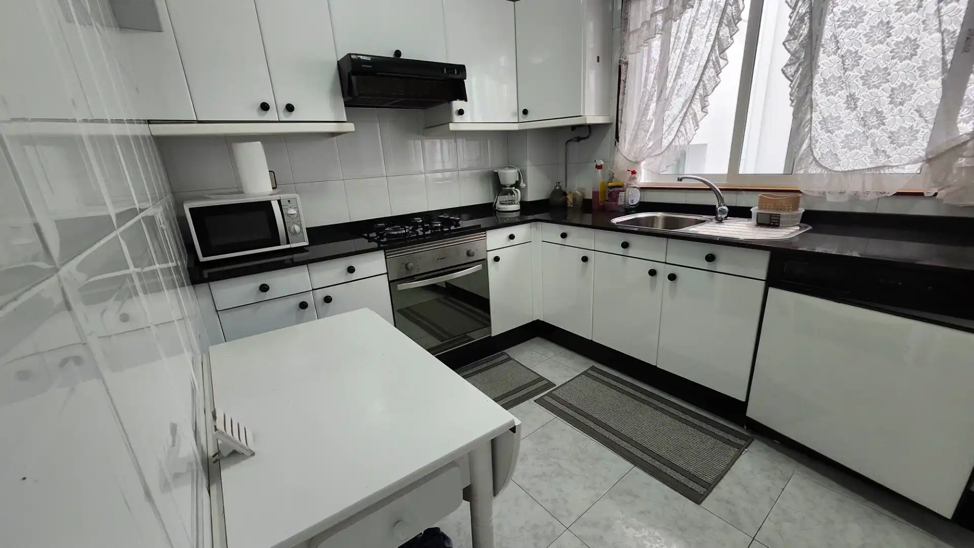 Kitchen of Flat for sale in Miño  with Heating, Storage room and Balcony