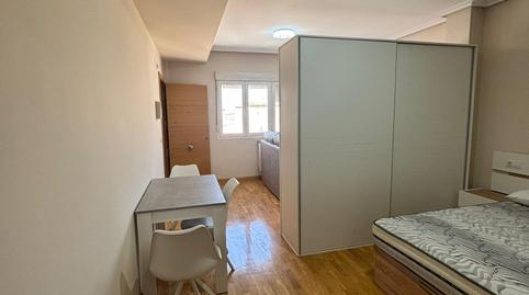 Foto 3 de Estudio de alquiler en Valdepeñas, Ciudad Real