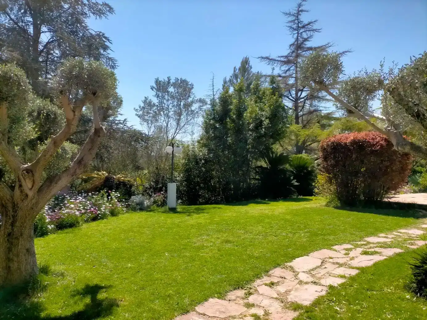 Jardí de Casa o xalet en venda en Chiva amb Aire condicionat, Piscina i Balcó