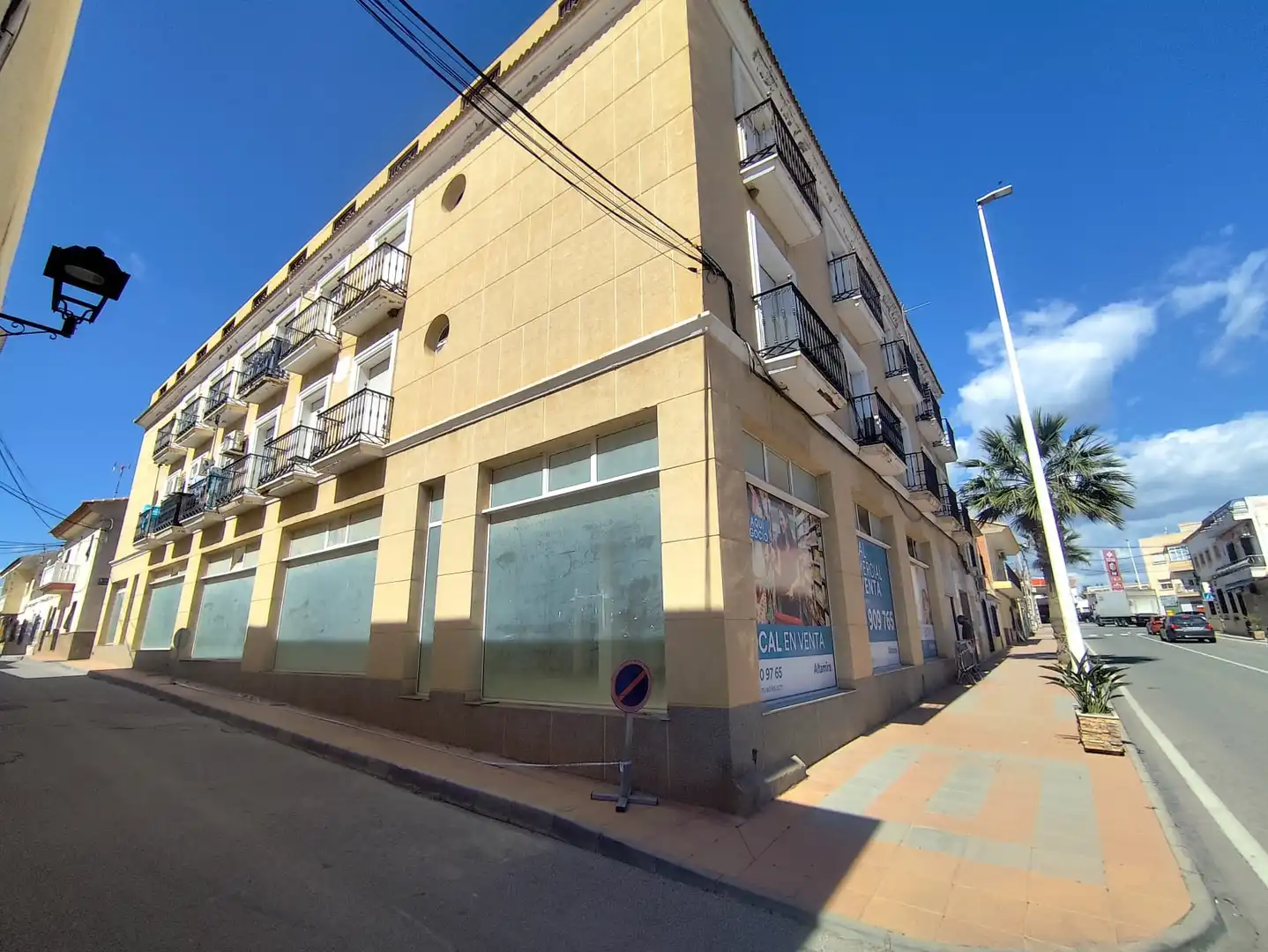 Business premises for sale in Avenida de la Paz