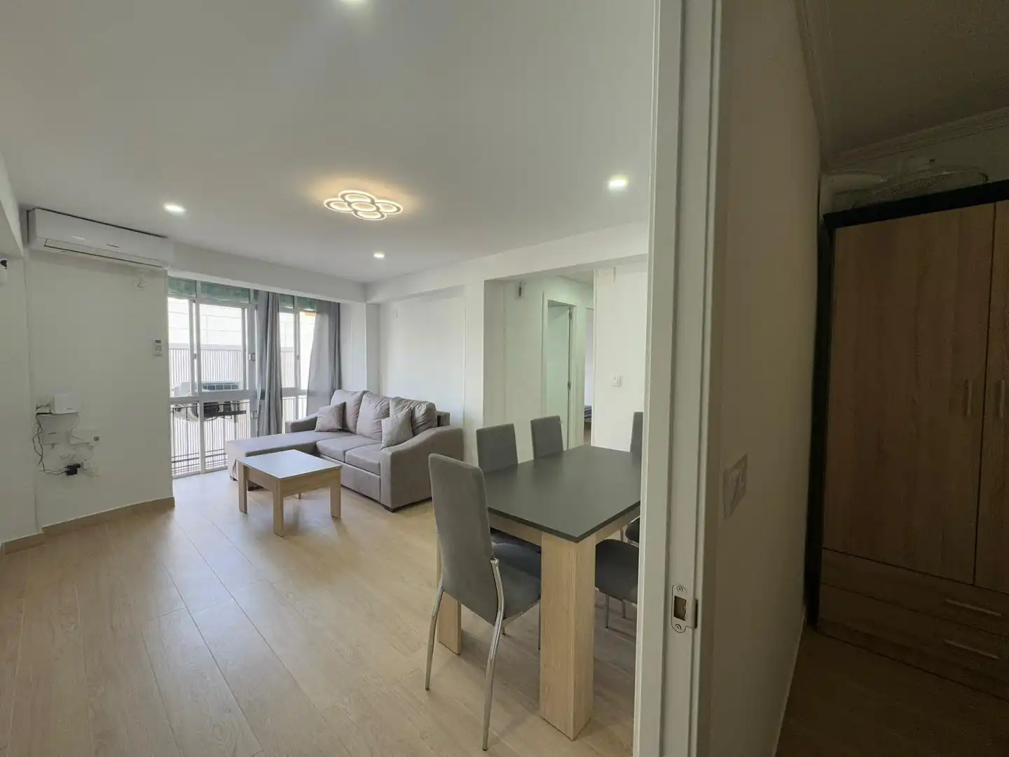 Sala de estar de Piso en venta en Alicante / Alacant con Aire acondicionado