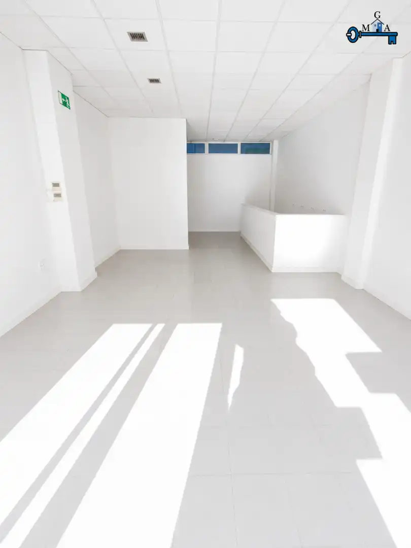Local comercial de lloguer a Centro, imagen 2
