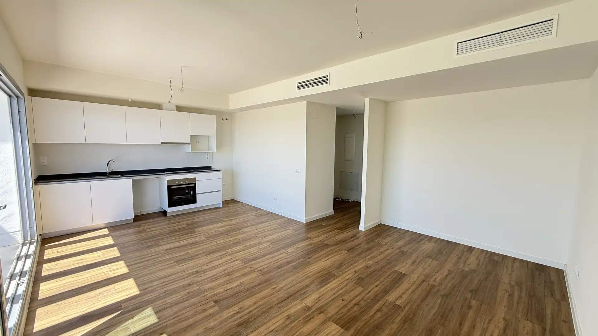 Sala de estar de Ático de alquiler en Estepona con Aire acondicionado, Calefacción y Terraza