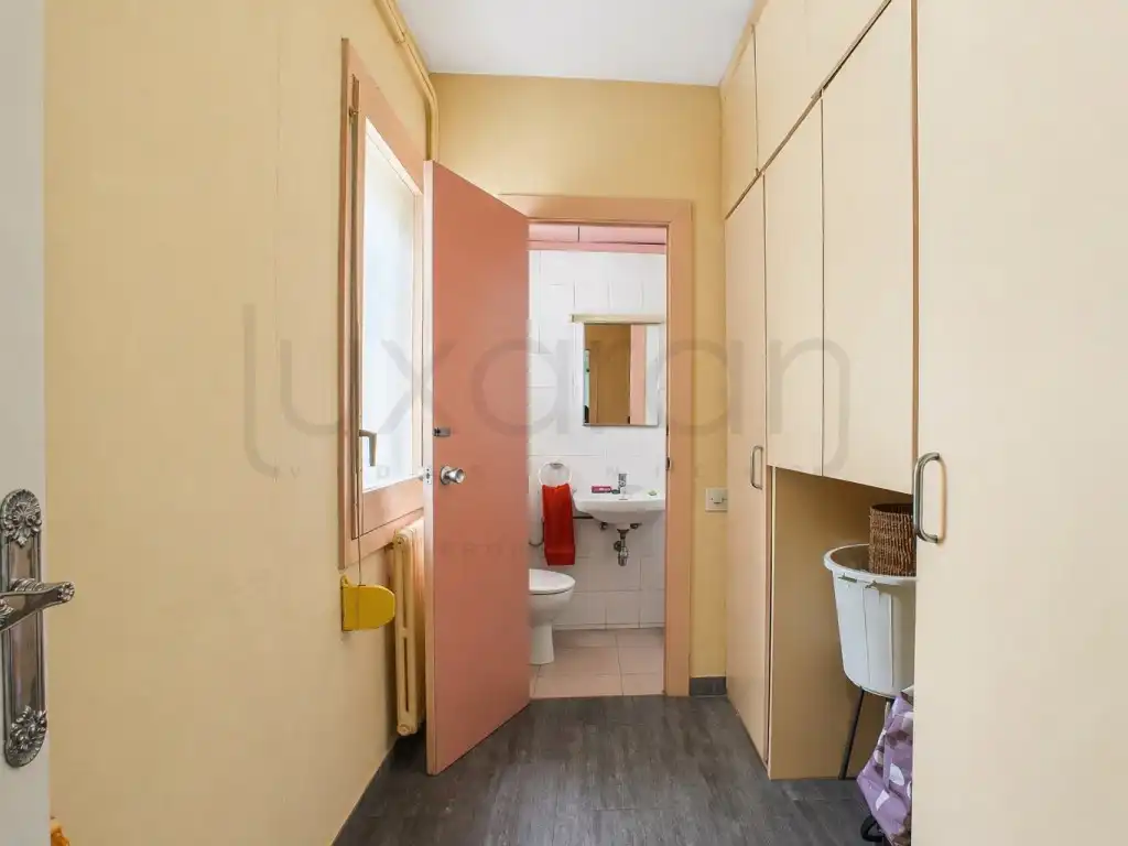 Bathroom of Attic for sale in Barcelona