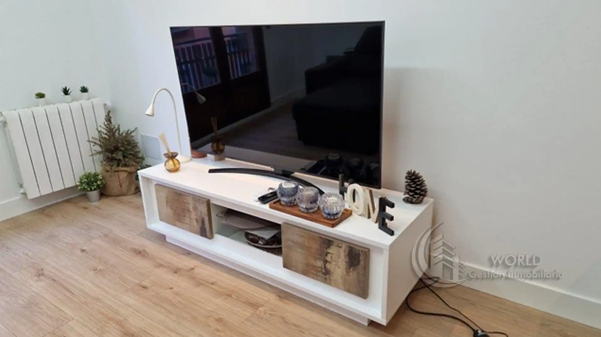 Sala de estar de Piso de alquiler en Madrid con Aire acondicionado, Calefacción y Amueblado
