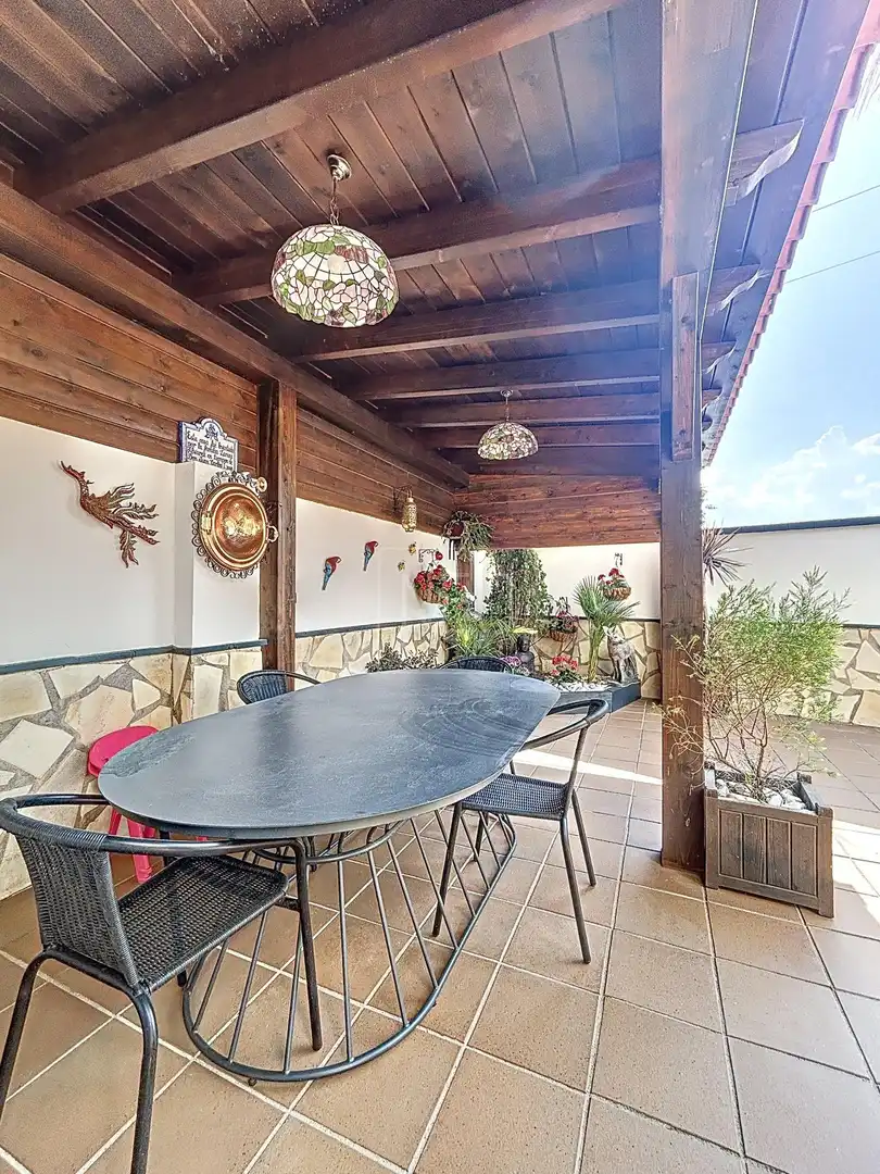 Terraza de Casa o chalet en venta en Vegas del Genil con Aire acondicionado, Jardín privado y Terraza